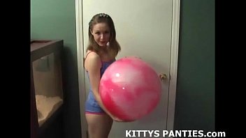 18 pinay sex vedio year old teen kitty loves playing with playdough 