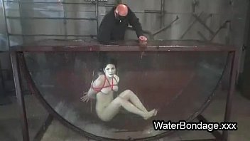 brunette fun fucking in rope bondage dive in water 