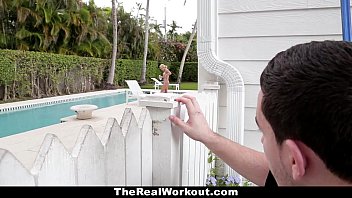 therealworkout ponhup - horny housewife mia pearl fucks the poolboy 