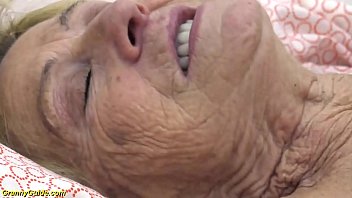 sexy www comxxx 90 years old granny gets rough fucked 