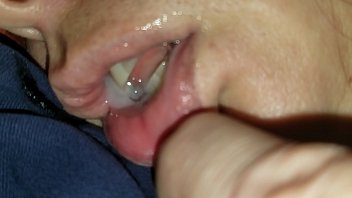 filling xxx 16 her s. mouth with cum 