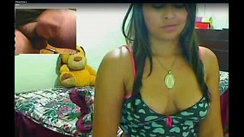 desi latina nicola peltz nude girl rai strips desicamgirls.com 
