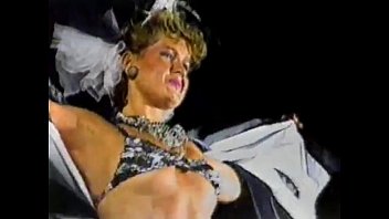 rainha anima o carnaval pamela alexandra nude do atletico em 1983 