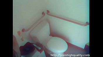 girl srx videos masturbating in toilet 
