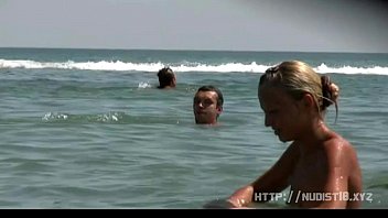 spying on naked teenagers on the iyutube nude public beach 