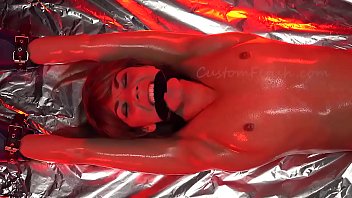 mother and son sex scared bound model roasted and cut by pendulum-bloodied and dying short version 